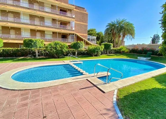 Modern 3 Bed 2 Bath * אל קאמפיו
